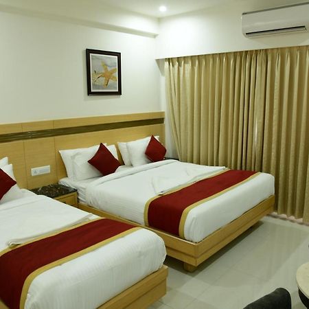 Hotel U.T.Elite Μπανγκαλόρ Εξωτερικό φωτογραφία