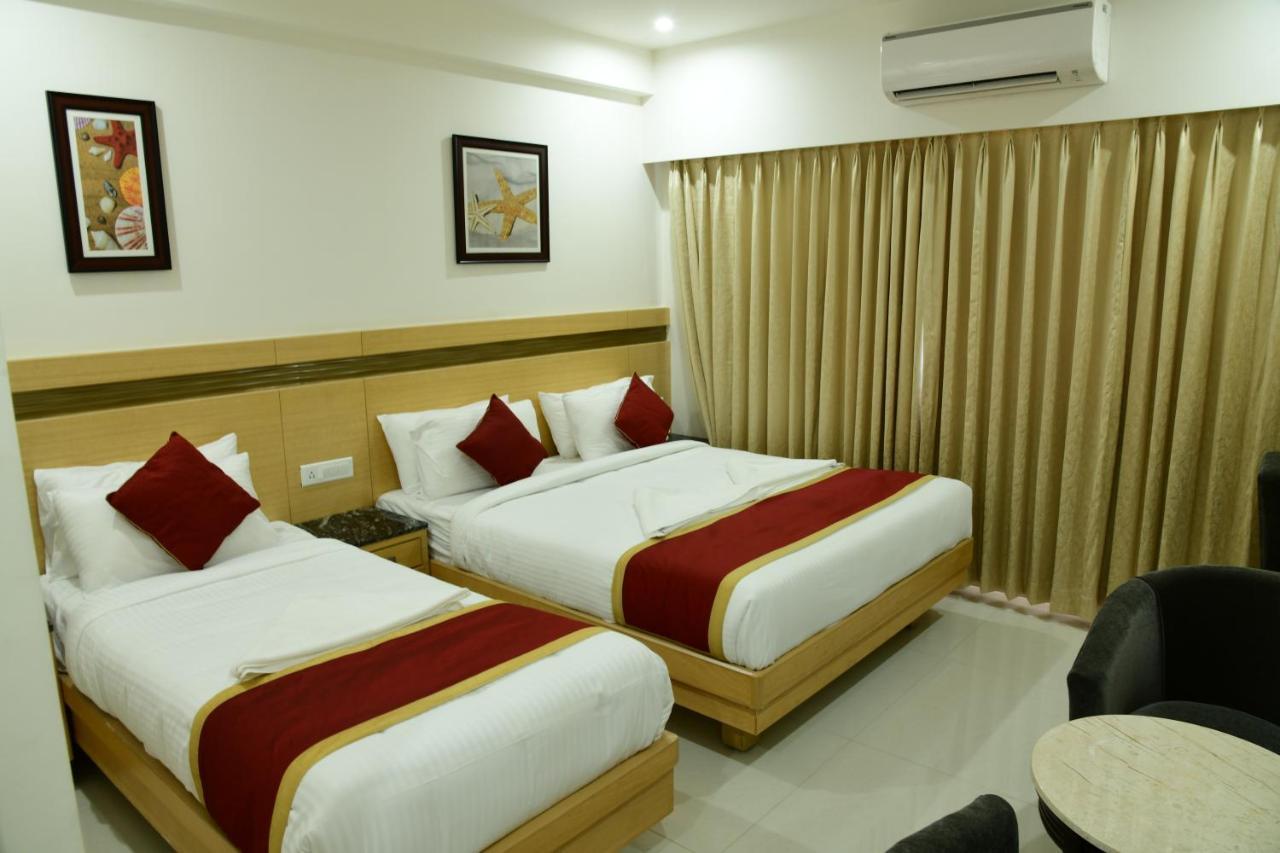 Hotel U.T.Elite Μπανγκαλόρ Εξωτερικό φωτογραφία