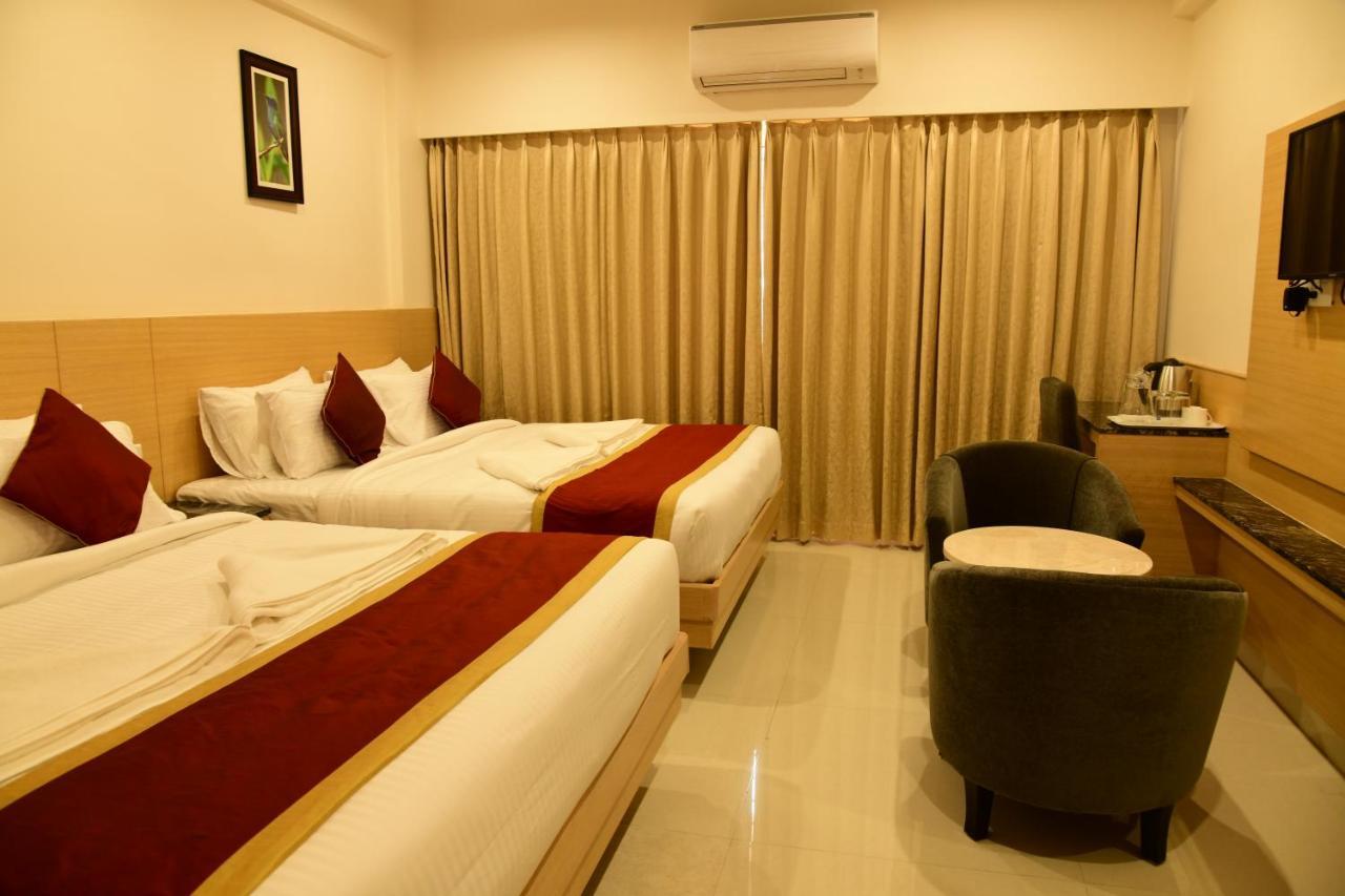 Hotel U.T.Elite Μπανγκαλόρ Εξωτερικό φωτογραφία
