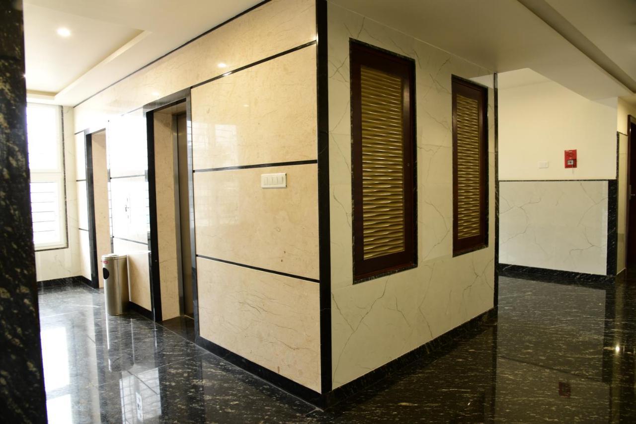 Hotel U.T.Elite Μπανγκαλόρ Εξωτερικό φωτογραφία