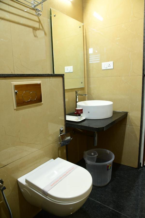 Hotel U.T.Elite Μπανγκαλόρ Εξωτερικό φωτογραφία